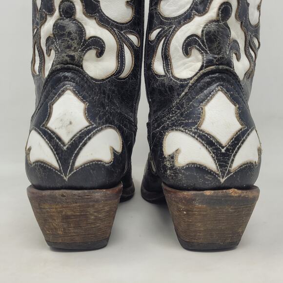 Corral Black Heeled Boots with Ornate Embroidery - Picture 10 of 14
